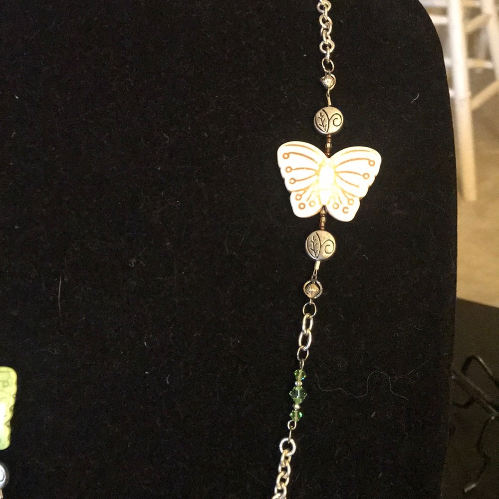 butterfly necklace handcrafted - Picture 2 of 4